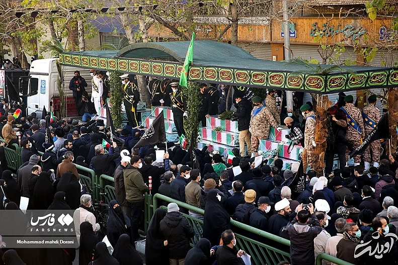 (تصاویر) تشییع ۱۵۰ شهید گمنام در تهران